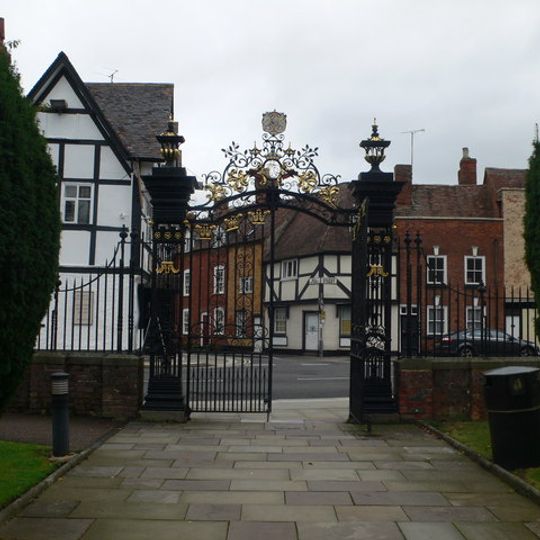 Churchyard Gates