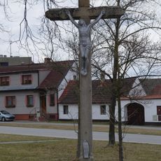 Kříž na návsi