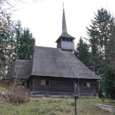 Wooden church in Călinești Căeni