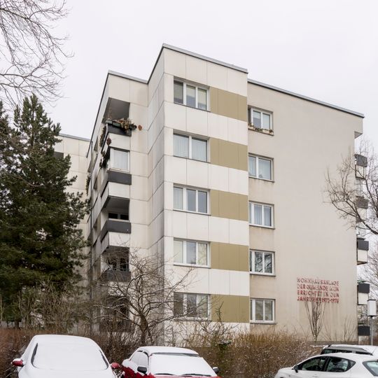 Wohnhausanlage Rudolf-Zeller-Gasse 71