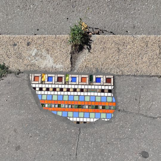 Flacking : mosaic, sidewalk’s plaster