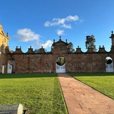 Chatelherault Country Park