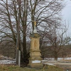 Kříž u Cakova na rozcestí