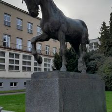Socha koně v areálu Veterinární university v Brně