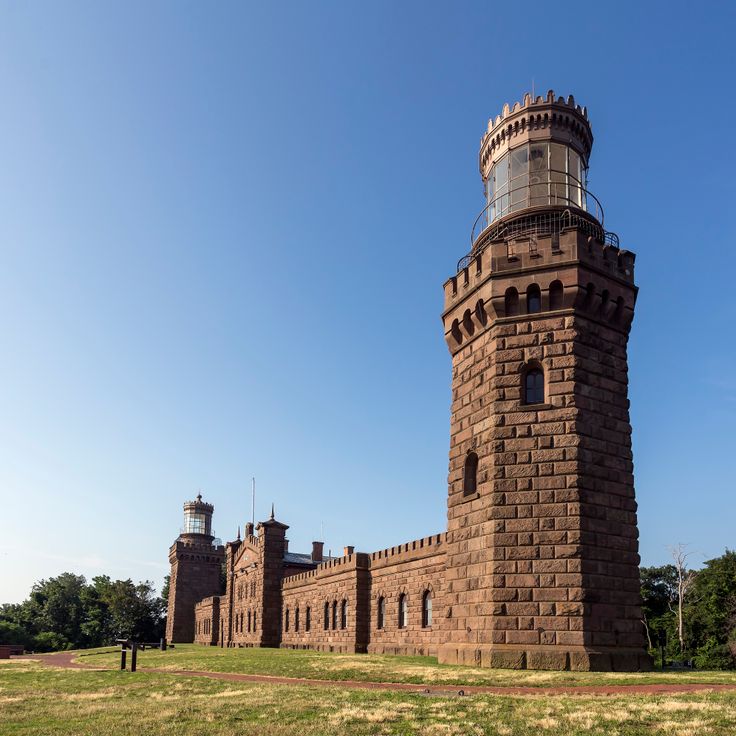 Twin Lights Historic Site