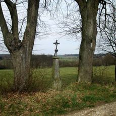 Kříž východně od Velenov