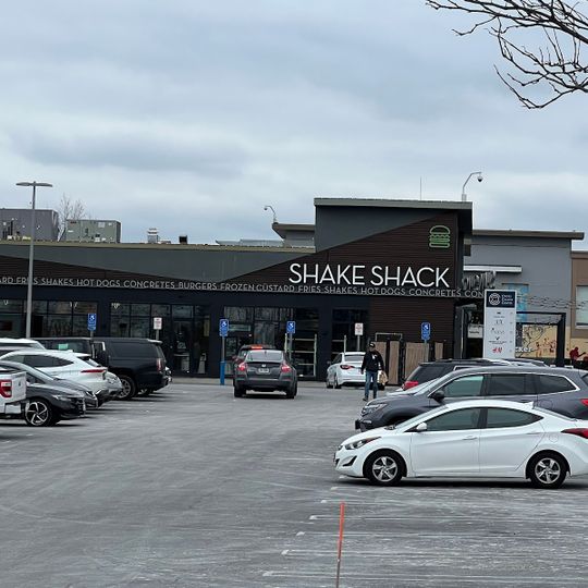 Shake Shack Cross County
