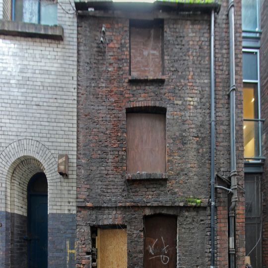 10, Hockenhall Alley