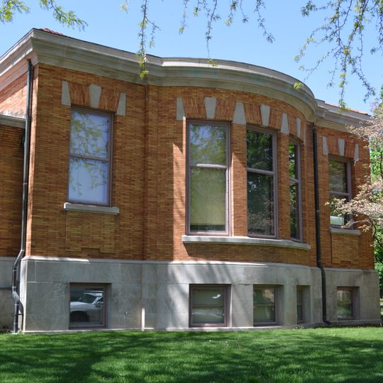 Lincoln Public Library