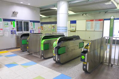 Interior 0