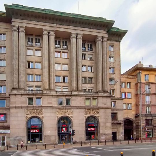 28/34 Piękna Street in Warsaw