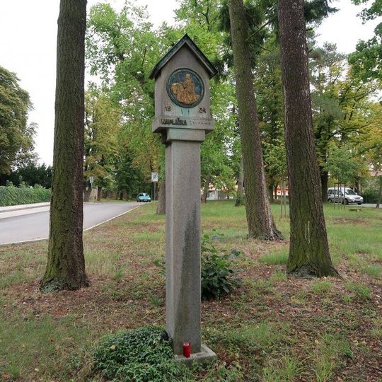 Boží muka u hřbitova v Hostomicích