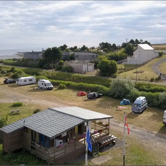 Aire naturelle de camping le Pont du Hable