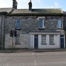 3 And 5, Castlegate