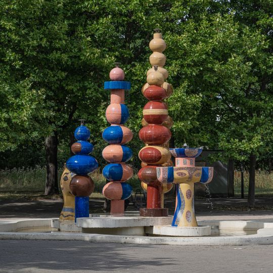 Märchenbrunnen auf dem Neustädter Platz