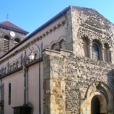 Abbaye Saint-Pierre de Beaumont