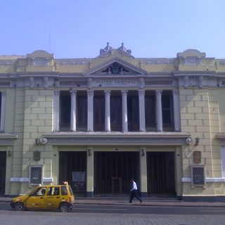 Teatro Manuel Ascencio Segura