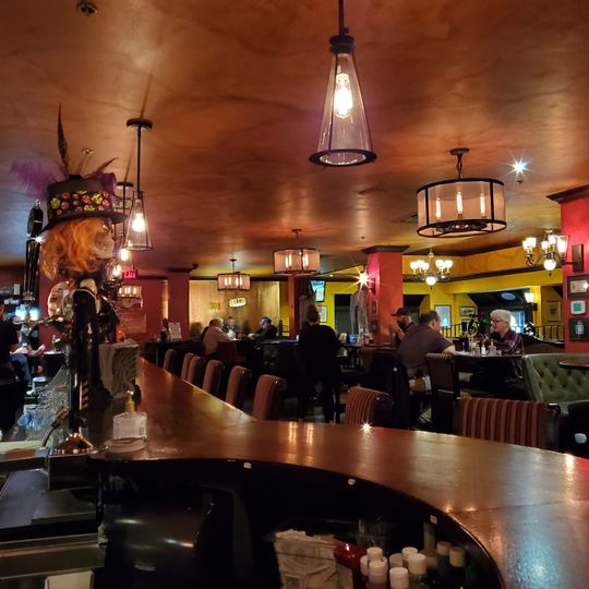 Doc Magilligan's Restaurant & Irish Pub