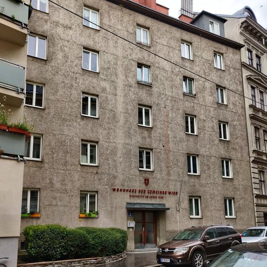 Gemeindebau Garbergasse 5