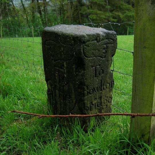 Milestone, Common Holme Lane/Brant Bank Lane
