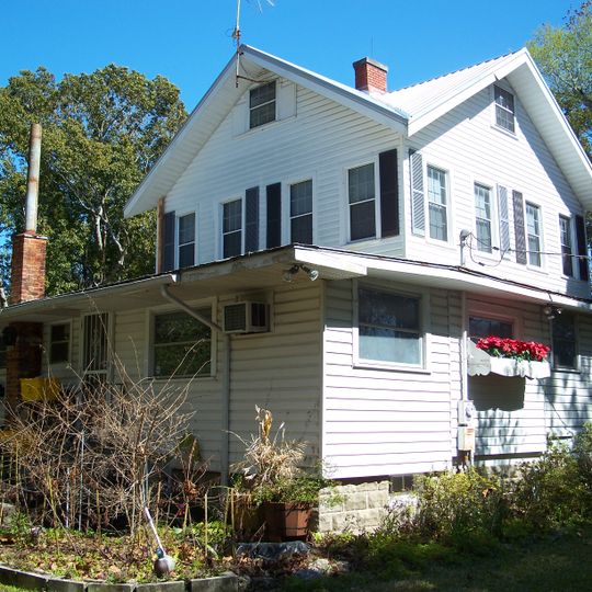 LaRoe Family Homestead Historic District