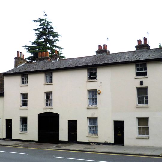 19-25, Wood Street