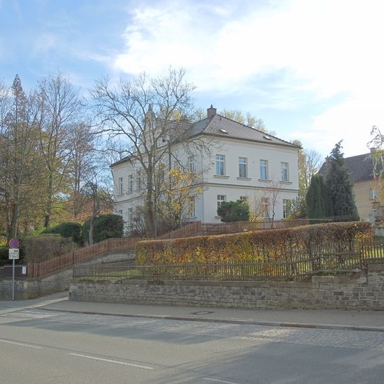 Hauptstraße 48