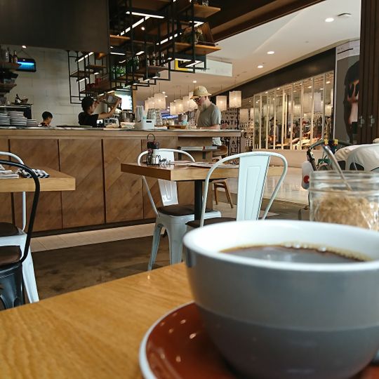 Roast @EmQuartier