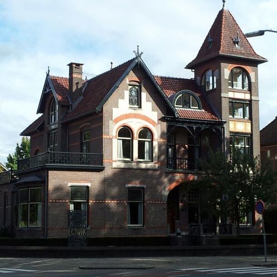 Ootmarsumsestraat 87, Almelo