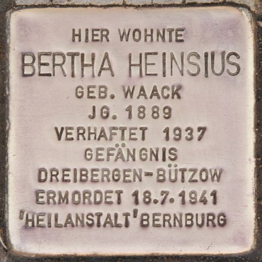 Stolperstein em memória de Bertha Heinsius