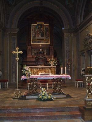 Interior 3
