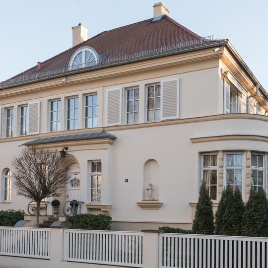 E.T.A.-Hoffmann-Straße 6