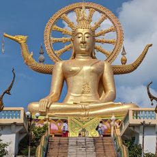 Wat Phra Yai