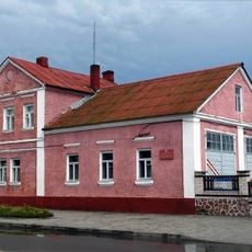 Kamsamoĺskaja Square 13, Iŭje