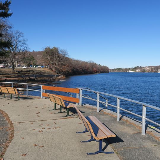 Quinsigamond State Park