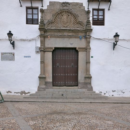 Palace of the Condes de Montalbán