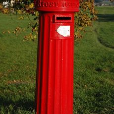 Pillar Box At Junction Of The St Andrew's Road And Peachfield Road