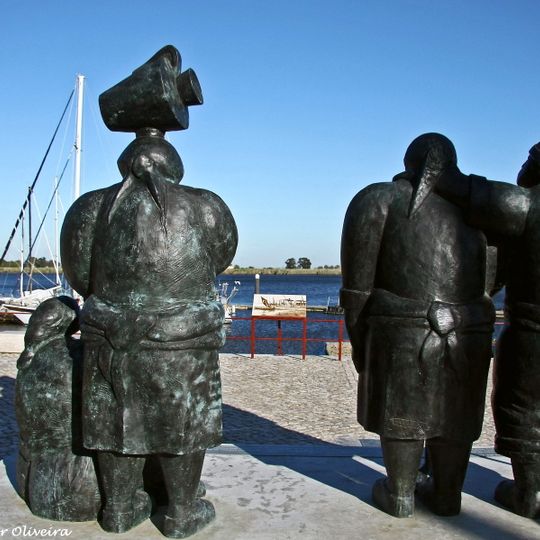 Monumento de Homenagem ao Cais da Jorna