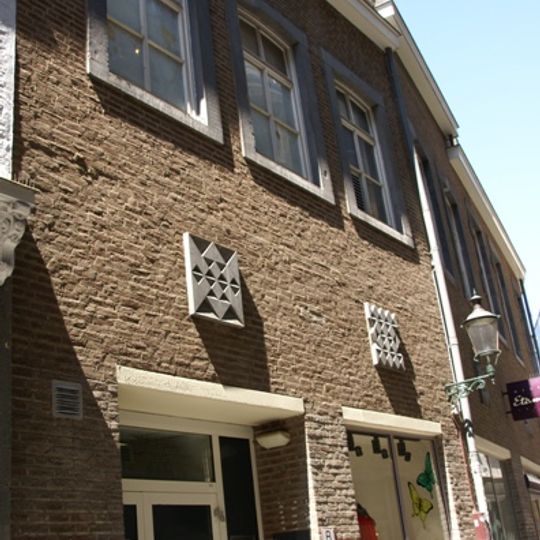 Vijfharingenstraat 8, Maastricht