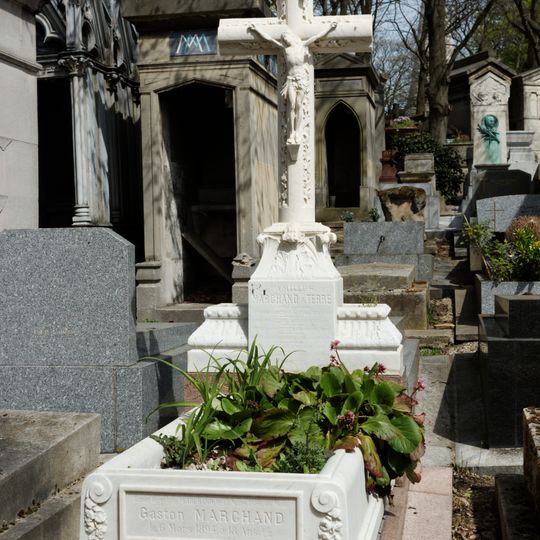 Grave of Marchand et Terre