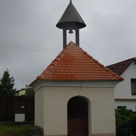 Kaple v Dlouhé Louce