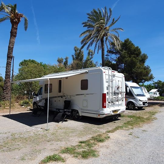 Camping Malvarrosa de Corinto