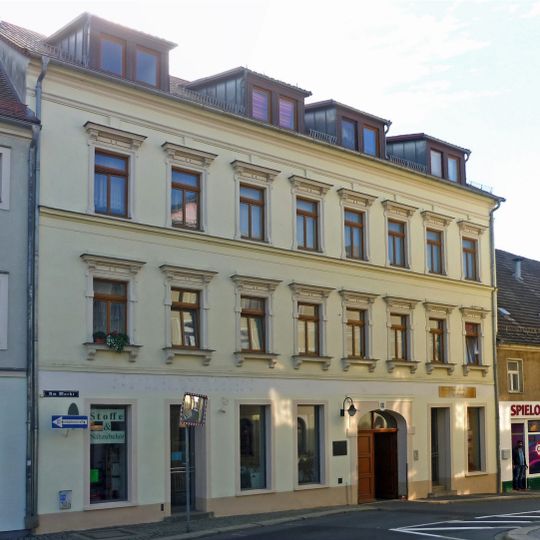 Sachsenhof ; Wohnhaus in geschlossener Bebauung Markt 11