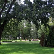 Park przypałacowy w Tłokini Kościelnej