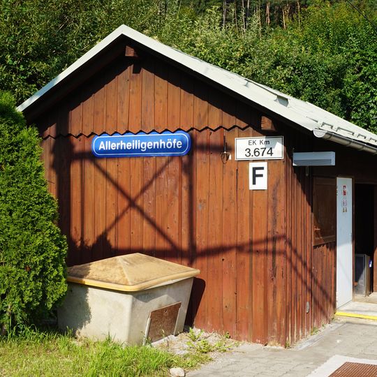 Train stop shelter Allerheiligenhöfe