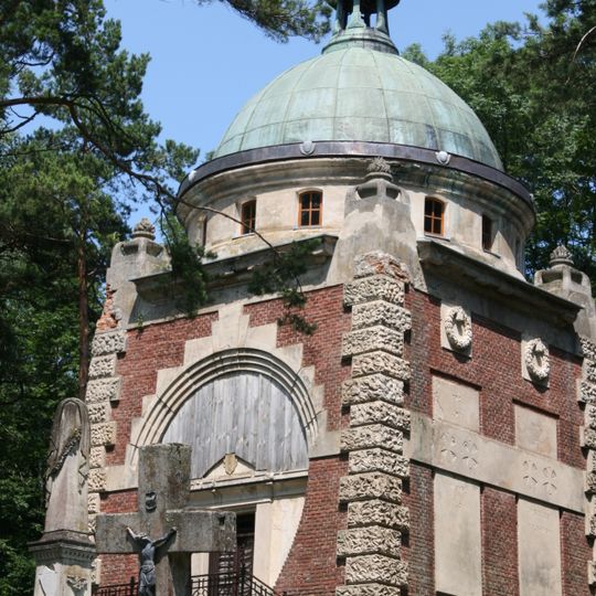 Kaplica grobowa rodziny Ścibor-Rylskich w Mycowie