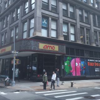 AMC 19th Street East 6