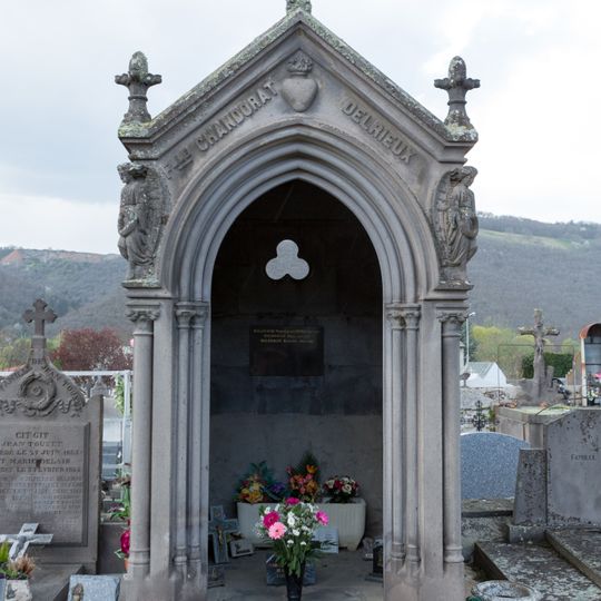 Grave of Chandorat-Delrieux