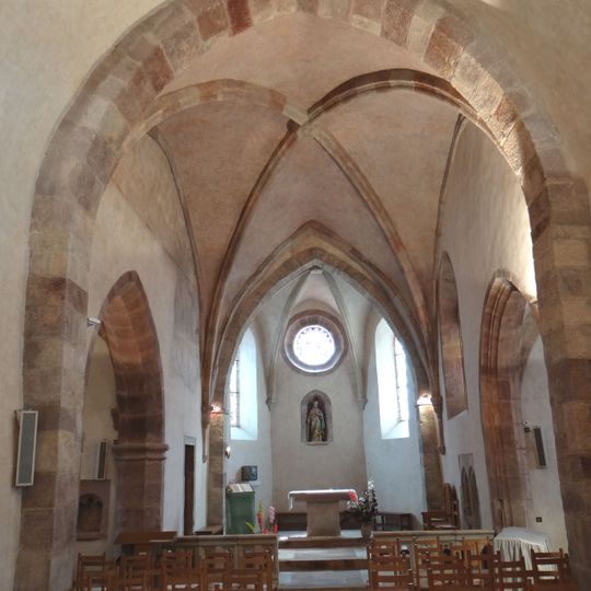 Église fortifiée de Sainte-Radegonde