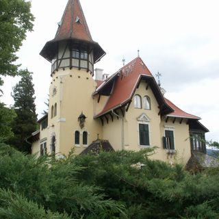 Villa, Hubertusschlößl